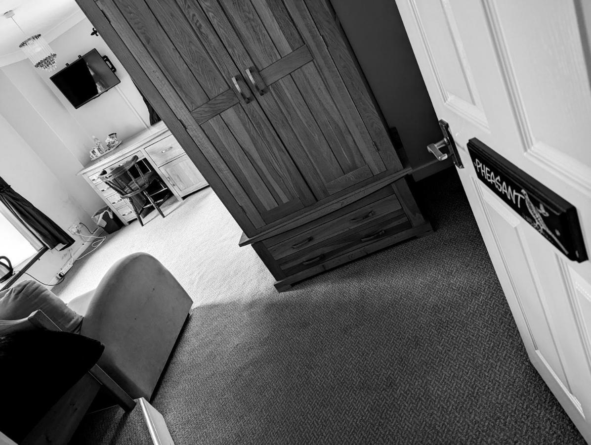 The Manor House Inn Consett Bagian luar foto